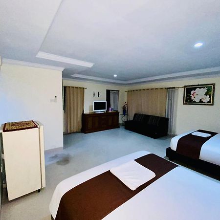 Dedy Beach Inn Kuta Lombok Eksteriør billede