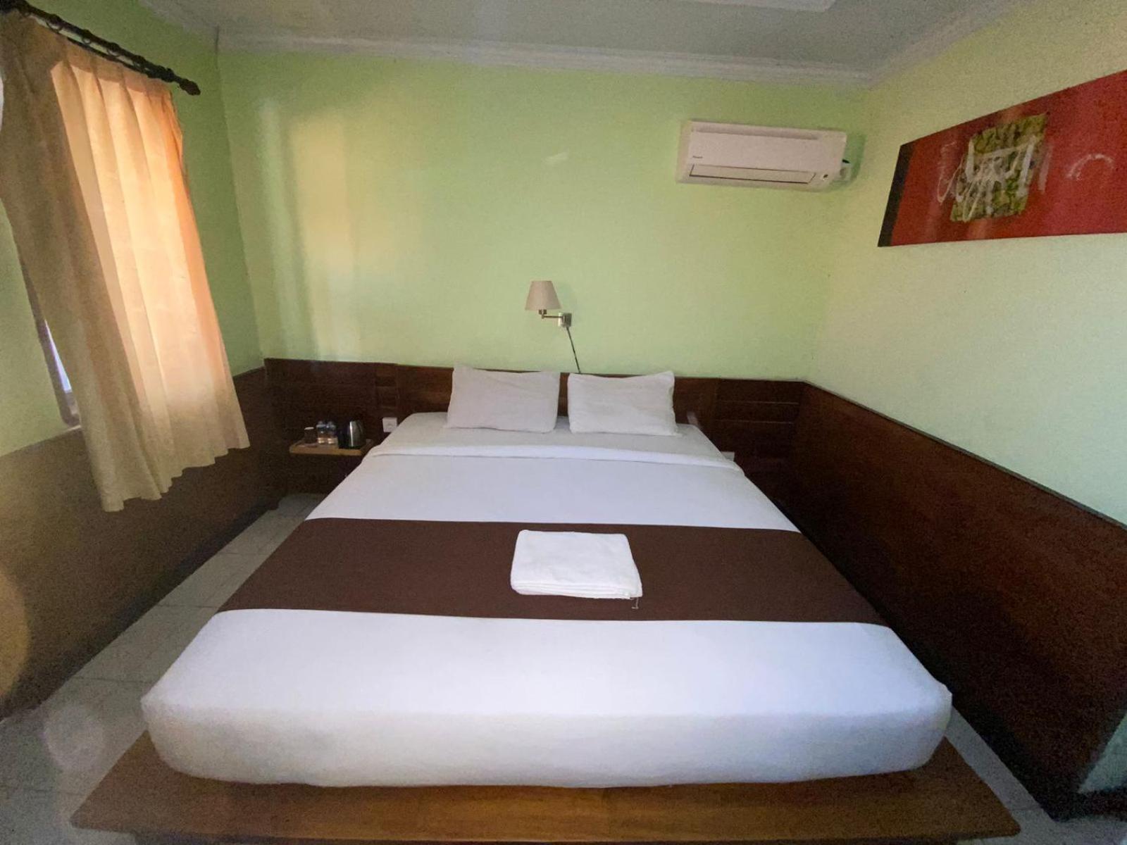 Dedy Beach Inn Kuta Lombok Eksteriør billede