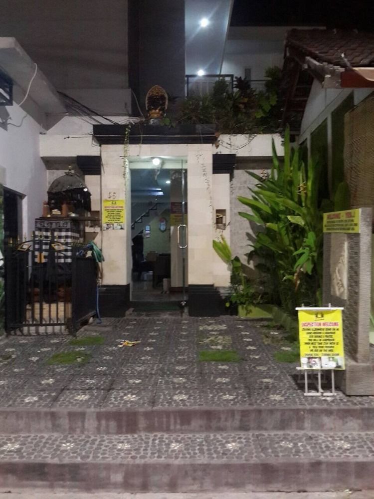 Dedy Beach Inn Kuta Lombok Eksteriør billede