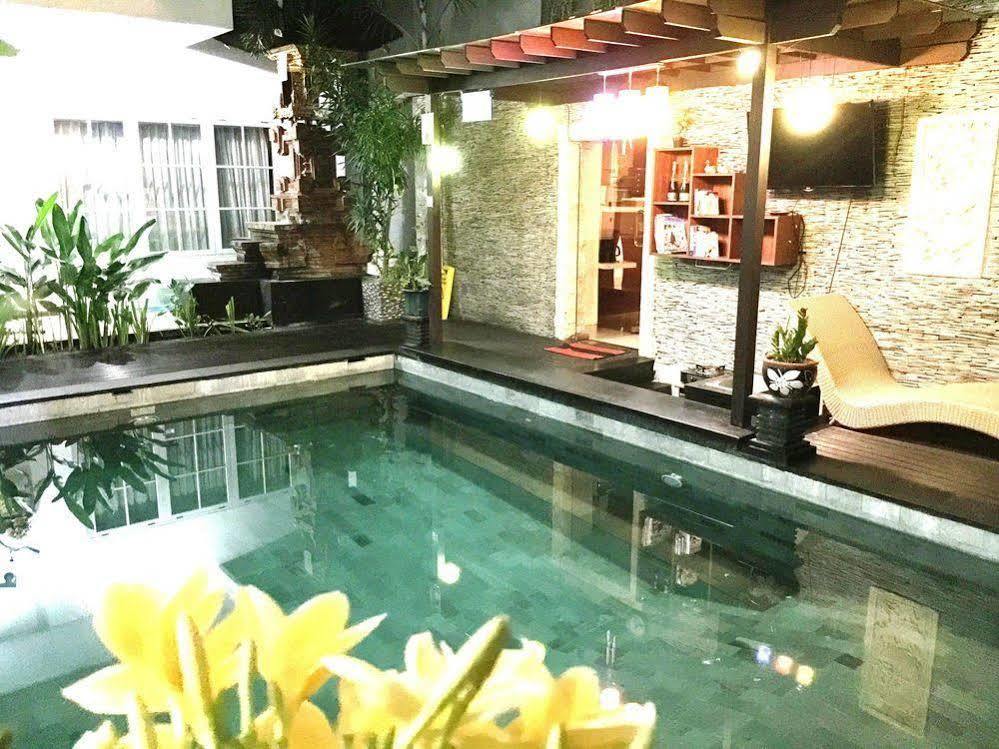 Dedy Beach Inn Kuta Lombok Eksteriør billede