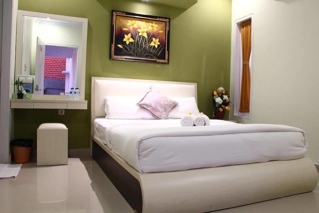 Dedy Beach Inn Kuta Lombok Eksteriør billede
