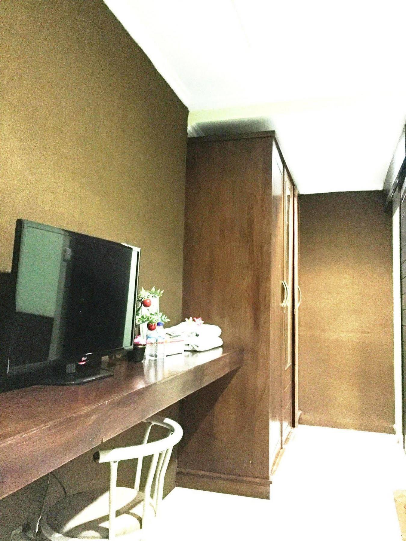 Dedy Beach Inn Kuta Lombok Eksteriør billede