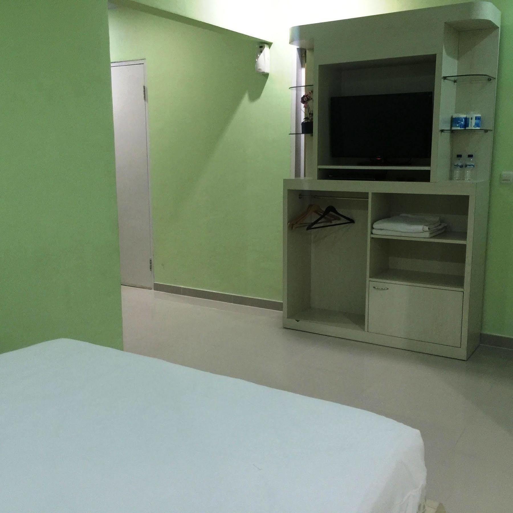 Dedy Beach Inn Kuta Lombok Eksteriør billede
